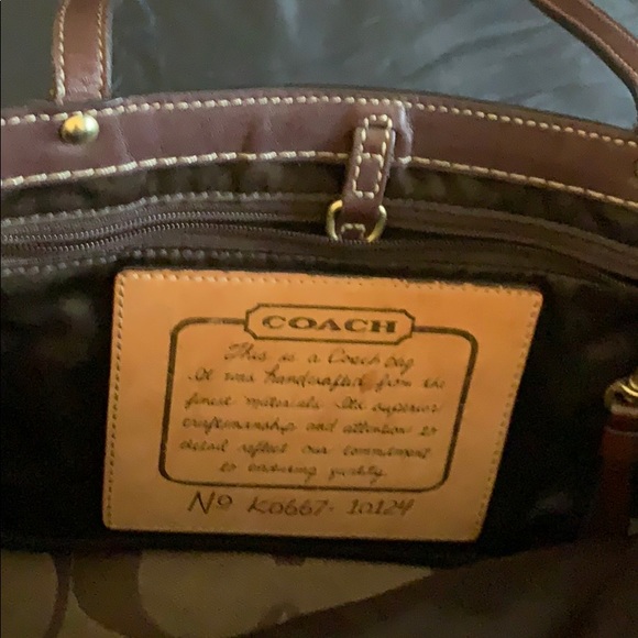 Lot of 2 used Fair Condition Coach Purses - Picture 3 of 8